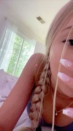 Pretty Selfies White, Blonde Pretty Snap Selfies, Blonde Hair Snap, Pretty Selfies Blonde, Pretty Snap Selfies, Blonde Catfish, Blonde Girl Snaps, Blonde Snap, Pretty Selfies Snapchat