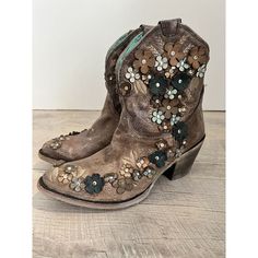 Corral Embellished Embroider Floral Flowers Western Cowboy Boot Women's Size 8.5 Condition Is As Pictured Questions? Leave A Comment Below! Spring Leather Boots Embellished, Spring Leather Embellished Boots, Spring Embellished Leather Boots, Embellished Brown Round Toe Boots, Brown Embellished Round Toe Boots, Embellished Brown Leather Boots, Brown Leather Embellished Boots, Cowboy Boots Women, Cowboy Boot