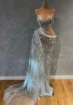 Stile Kylie Jenner, Haute Couture Dress, Gorgeous Prom Dresses, Prom Girl Dresses, Senior Prom Dresses, Stunning Prom Dresses, Wedding Reception Dress, Evening Dress Floor Length, Haute Couture Dresses