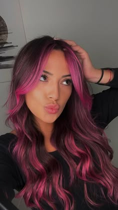 Pink Hair Streaks, Pink Hair Highlights, Dark Pink Hair, Dark Fall Hair, Magenta Hair, Pink Hair Dye, Hair Color Underneath, Peekaboo Hair, Vivid Hair Color