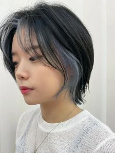 Short Layered Hair Color Ideas, Short Dyed Hair Ideas, Hush Cut Hair Short, Korean Layered Haircut, Hush Cut Short, Short Hair Dyed, Dyed Short Hair, Korean Hush Cut, Hush Haircut