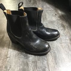 Bed Stu Size 6.5 Chelsea Black Leather Boots Booties Slip On Elastic Pull On. Excellent Used Condition. Actual Item In Photos. Woman Bedding, Bed Stu, Black Leather Boots, Shoes Heels Boots, Shoes Women Heels, Leather Boots, Heeled Boots, Bootie Boots, Chelsea