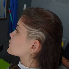 Undercut Long Hair Design, Undercut Hair Designs, Shaved Hair Designs, Short Hair Undercut, Beautiful Curly Hair, Hair Tattoos