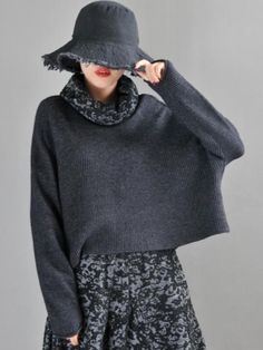 #sweater #trutleneck #koreanfashion Gray Jacquard Knit Top For Fall, Winter Layering Jacquard Knit Tops, Black Long Sleeve Knit Dress, Flax Clothing, Casual Turtleneck, Golden Autumn, Turtle Neck Jumper, Jacquard Sweater, Comfortable Sweater