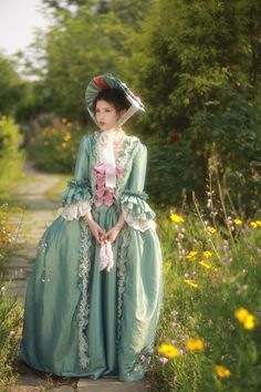 Robe a La Francaise 18th Century Costume Reenactment Marie Antoinette Style Green Dress, Rococo Style - Etsy Rococo Style Fashion, 1700 Dresses, Marie Antoinette Style, 18th Century Costume, Collage Ideas, Rococo Style, Women's Costumes, Marie Antoinette, Rococo