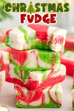 this christmas fudge is so easy to make and looks delicious