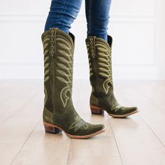 Green Western Boots, Outfit Vaquero, Cowboy Life, Suede Cowboy Boots, Lane Boots, Boot Collection, Bota Country, Wishlist 2024, Glass Slippers