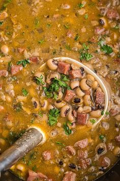 It’s easier than ever to make this classic Slow Cooker Black Eyed Peas for New Year’s this year! Dump dried peas into the crockpot, pour in all of the remaining ingredients, including ham, bacon, broth, and plenty of seasoning, and let the slow cooker do the rest. The results are buttery textures and savory and smoky flavors in a comfort food recipe to start your year off right! | www.persnicketyplates.com Dried Black Eyed Peas Recipe Crock Pot, Blackeyed Peas In Crockpot, Field Peas Recipe Slow Cooker, Crockpot Blackeyed Peas, Black Eyed Peas And Ham Recipe, Black Eye Peas Crockpot, Crockpot Black Eyed Peas, Slow Cooker Black Eyed Peas, Black Eyed Peas Recipe Crock Pot