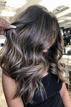 Smokey Ash Brown Hair, Ashy Dark Brown Hair Balayage, Baby Lights On Dark Hair, Ashy Babylights On Dark Hair, Ash Brown Hair Color Ideas, Ash Blonde Hair Colour