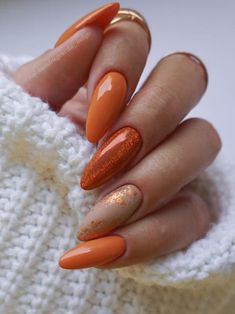 long burnt orange nails with glitter Orange Nail Designs, October Nails, Smink Inspiration, Her Nails, Thanksgiving Nails, Orange Nails, Autumn Nails