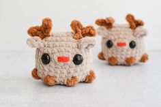 Pocket Reindeer Pocket Reindeer Crochet, Pocket Animals Crochet, Simple Christmas Crochet Patterns, Crochet Holiday Gifts, Crochet Reindeer, Keychain Patterns, Thanksgiving Crochet, Winter Crochet, Crochet Xmas