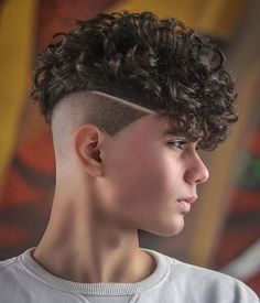 Mexican Hairstyles, Curly Haircut, Curly Undercut, Crop Haircut, Boys Hair, Hair Undercut, Cool Mens Haircuts, Undercut Pompadour