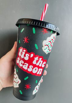 This listing is for one reusable BPA-free plastic Venti 24oz coffee cup with lid and straw. Each cup also includes personalized decals that is already applied to the cup.  * holiday straw is add on otherwise black straw is provided*  Our decals applied to the cup are made with high quality vinyl and with proper care they will last. Handwashing the cups is required.  * The cups pictured are the exact cups being sold.  If you have a large group of cups to order, please message us and we will offer Cup Christmas Tree, Cold Coffee Cup, Coffee Christmas, Christmas Cups, Cute Coffee Cups, Tree Cake, Christmas Tree Cake, Tree Cakes, Custom Tumbler Cups