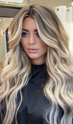 Blonde Hair Goals, Root Smudge, Blonde Hair With Roots, Rambut Brunette, Fall Blonde Hair, Blond Ombre, Summer Blonde Hair, Blonde Balayage Highlights, Blond Balayage