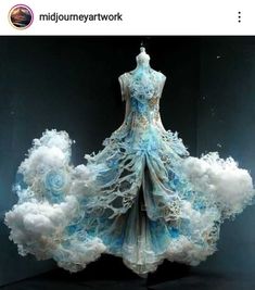 Halloween Costumes 2022, Fantasy Dresses, Ball Gowns Evening, Fantasy Gowns, Fairytale Dress, Creative Halloween Costumes, Ball Gowns Prom