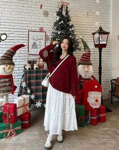 Korean Christmas Outfit, Korean Outfits Winter, Comfy Christmas Outfits, Christmas Outfits Ideas, Cute Winter Fits, Korean Christmas, Christmas Dress Outfit, Winter Christmas Outfits, Cozy Christmas Outfit