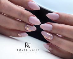 Minimalist Manicure, Italy Nails, Summer Nails Coffin, Shiny Nails Designs, Nails Art Designs, Beauty Hacks Nails, Romantic Nails, Easy Nails, Explore Italy