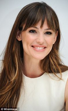 Jennifer Garner Hair, Belted Shift Dress, Women Wigs, Jennifer Garner, Great Hair, Brunettes