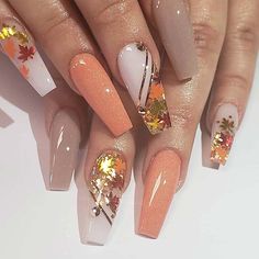 41 Cute Thanksgiving Nail Ideas for 2019 | Page 3 of 4 | StayGlam Thanksgiving Nail Designs, Thanksgiving Nail, Nagellack Trends, Cute Nails For Fall, Thanksgiving Nails, Coffin Nails Long, Fall Nail Art, Glitter Gel