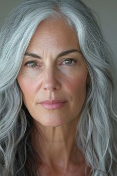 Can Premature Gray Hair Be Reversed? Gray Hair Model, Young Grey Hair Woman, Women With Long Grey Hair, Grey Hair Model Older Women, White Haired Model Woman, Grey Hair Model, Reverse Gray Hair, Premature Grey Hair, Aging Beauty