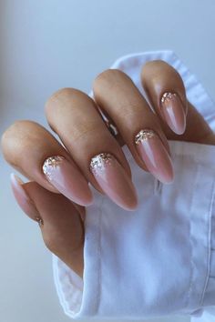 Acrylic Nails Almond Shape, Oval Shaped Nails, Manicure Art, Short Almond Nails, Short Almond, Thanksgiving Nails