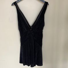 Deep V In Front And Back Black V-neck Mini Dress For Evening, Lined V-neck Mini Evening Dress, 4 Dresses, People Dress, Free People Black, Free People Dresses, Free People Dress, Deep V, Colorful Dresses