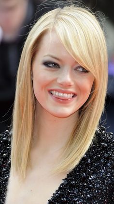 "Because of the softness of your face, your goal is to create some angles and make your face appear longer. A great bangs bet are side-swept bangs, like the ones here on Emma Stone (a natural round face). Wispy bangs are not good, they only increase the softness of your face and won't have much of an impact. Make sure your bangs are thick." Emma Stone Hair, Ideas Haircut, Stone Ideas, Side Bangs Hairstyles, Bangs For Round Face, Haircut Men, Straight Blonde Hair, Alicia Vikander, Round Face Haircuts