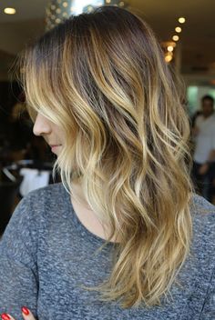 golden caramel blonde hair. love the length Hair Melt, Color Melt, Bronde Hair, Golden Rules, Blonde Brunette, Mid Length Hair