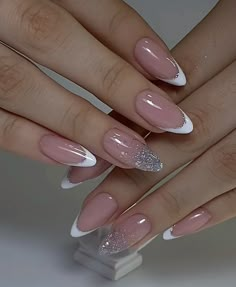 Hippie Nails, Simple Gel Nails, Almond Acrylic Nails, Nail Art Wedding, Pink Acrylic Nails, Silver Nails, Bridal Nails, Homecoming Nails, Types Of Nails