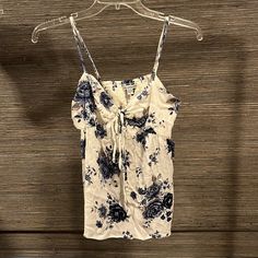 American Eagle Spaghetti Strap Tank Top Size Small Brand New With Tags Thrift Board, Lacy Tank Top, Blue Flower Print, Strap Tank Top, Clothing Pieces, Floral Cami, Spaghetti Strap Tank Top, Green Tank Top, Silk Tank Top