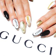 . . この間ChatBlanc(@kayojxxc)で NEWNAILにしてきたよ . またGUCCI風にしちゃった (左手の人差し指は負傷中) . 今回も可愛く仕上げてくれて ありがとうございました . . 詳細はブログの2018.05.19の 記事に書いてありますっ . 割引き情報なども載せたから 是非見てみて下さい . . . 1番最後のティムとの写真は 急にりおなに押し付けられたから ティムと一緒に撮れよ って意味なのかと思って 撮ってみたやつww (ティムはミニオンのボブが いつも持ってるクマの ぬいぐるみだよっ) . . . . . . #new#nail#gucci#chatblanc Nail Gucci, Christmas Nail Art Easy, Chanel Nails, Nails Designer, Fancy Hands, Nail Design Inspiration, Polygel Nails