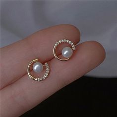 Silver Needle Gold Color Earrings Metal Zircon Imitation Pearls – GoFashionova Round Pearl Earrings, Simple Stud Earrings, Unusual Jewelry, Jewelry Design Earrings, Fancy Jewellery, Gold Earrings Designs, Stud Earrings For Women, Trendy Earrings, Diamond Hoop Earrings