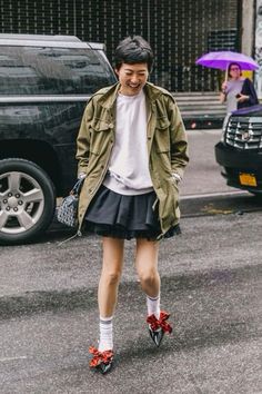 Japan Street Style Women, 90s Japan Fashion, Japan Fashion Women, Jo Ellison, Celine Boots, Japan Fashion Street, Nyfw Street Style, Collage Vintage, My Fashion