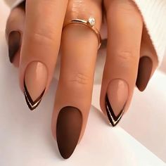 Ongles Beiges, Latest Nail Designs, White Nail, Dark Nails, Fall Nail Art, Stick On Nails, Nail Designs Spring, Fall Nail Designs