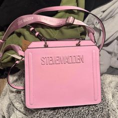 *Never Used! Perfect Condition Trendy Purses, Friends Christmas, Steve Madden Bags, Friend Christmas, Pretty Things, Steve Madden, Crossbody Bags, Bag Lady, Christmas