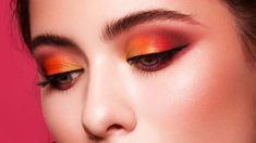 How To Perfect a Sunset Eyeshadow Look L’Oréal Paris Sunset Eyeshadow Looks, How To Make Eyeshadow, Latest Eye Makeup, Sunset Eyes, Blend Eyeshadow, Sunset Eyeshadow, Oily Eyelids, Korean Eye