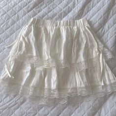 New! Never Worn! Aisha Winx Club Costume, Layered White Skirt, White Frilly Skirt, Coquette Skirt, Ruffle Tulle Skirt, Clothing Aesthetics, Frilly Shorts, Layered Mini Skirt, Accessory Inspo