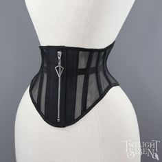 All cincher/waspie corset styles are made to order using your exact measurement specifications for the perfect fit. Choose from a variety of different fabrics, patterns and colours and a choice of silver or gold metal hardware to create your own bespoke piece. All made to order styles can be constructed with a zip front fastening instead of busk on request. The cincher/waspie style corsets are perfect for those with a shorter torso and make a great alternative to the longer standard underbust co Riding Corset, Waspie Corset, Corset Fashion Outfits, Corset Styles, Corset Pattern, Corset Fashion, Corset Belt, Corsets And Bustiers, Underbust Corset