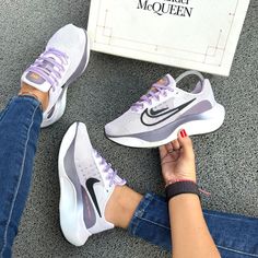 Makeup Makeover, Shoe Inspiration, Fresh Kicks, Nike Shoes Women, Shoe Lover, Tennis Shoes, Me Too Shoes, Nike Shoes, Tennis