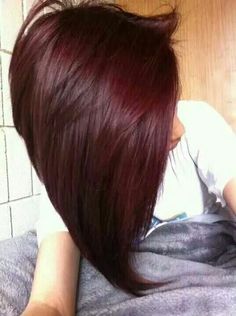 Deep cherry brown color Winter Hair Color Trends, Cherry Hair Colors, Hair Color Mahogany, Mahogany Hair, Dark Fall, Cherry Hair, Nails Purple, Dark Red Hair