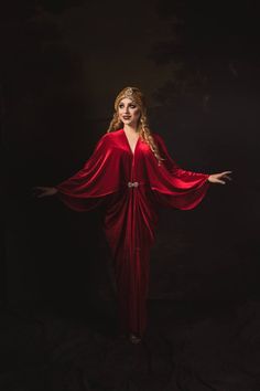 Dreamboard Ideas, Hollywood Style, Velvet Gown, Cocoon Coat, Hollywood Fashion, Royal Red, Great Gatsby, Glitz And Glam, Women's Costumes