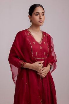 Red chanderi kurta with sequin embroidered buttis on bodice, piping, front and back gathers. Comes with sharara and scalloped border dupatta. - Aza Fashions Red V-neck Dress With Dupatta, Angarkha Anarkali, Ombre Dupatta, Vine Embroidery, Red Kurta, Scallop Border, Embroidered Pants, Dupion Silk, Sharara Set