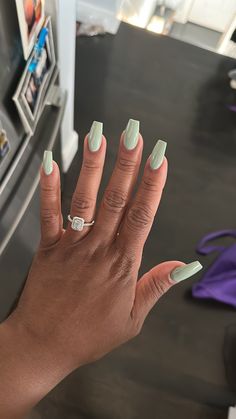 Sage Square Nails, Sage Biab Nails, Light Sage Green Nails Acrylic, Sage Nails Acrylic Short, Sage Leaf Nails, Pastel Sage Green Nails, Sage Green Nails With Chrome, Nail Colour With Green Dress, Sage Green Acrylics