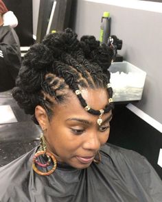 Dread Locs Black Women, Sisterloc Styles, Locs Black Women, Braids Hairstyles For Black Women, Natural Dreadlocks, Dread Head, Natural Hair Cuts, Dreads Girl