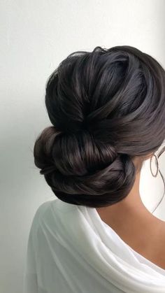 Wedding Hair And Makeup Updo, Bride Low Bun Hairstyles, Sleek Side Bun, Low Bridal Updo, Big Hair Updo, Wedding Hair Updo With Veil, Mother Of The Groom Hairstyles, Old Hollywood Hair, Low Updo