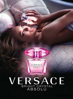 Deseas tener un olor seductor, un perfume que tal como su nombre lo dice "Extasis de Elegancia: Fragancia Divina de Versace" Si quieres saber mas de el: https://www.tiktok.com/@jade.amberrr/video/7032053457037102382 Tambien tienes el link por si quieres abquirirlo Perfume Adverts, Versace Fragrance, Fragrance Ad, Versace Perfume, Bright Crystal, Versace Bright Crystal, Perfume Ad, Mario Testino, Beauty Ad