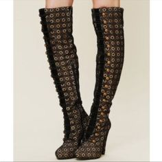 Jeffrey Campbell Crochet Batillion Boots Size 8.5 Never Worn Fire Boots, Free People Crochet, Free People Clothing Boutique, Jeffrey Campbell Shoes, Cool Boots, Tall Boots, Shoe Style, Jeffrey Campbell, Over The Knee Boots