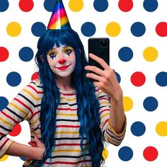 Fun Clown Makeup, Clown Makeup Colorful, Clown Birthday Party Ideas, Happy Clown Makeup, Clown Hairstyles, Clown Girl Makeup, Colorful Clown Makeup, Clown Makeup For Halloween, Clown Couple