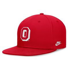 a red hat with the letter o on it