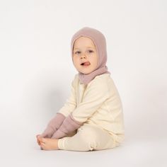 📏SIZING Size 1-3 years. Balaclava is 14'' / 34cm in length and 8'' / 20cm in width;  Size 3-7 years. Balaclava is 15.7'' / 40cm in length and 8.3'' / 21cm in width;  Size refers to garment dimensions, not body measurements. ❤️ DESCRIPTION When the temperature drops, keep your little one warm and protected with our premium Merino wool blend balaclava. Soft, stretchy, and durable, this lightweight yet insulating balaclava offers excellent warmth without bulk, ensuring comfort during active play. Knit Balaclava, Kids Knitting Patterns, Knitted Balaclava, Everyday Activities, Chilly Weather, Knitting For Kids, Outdoor Play, Winter Hat, Skull Cap